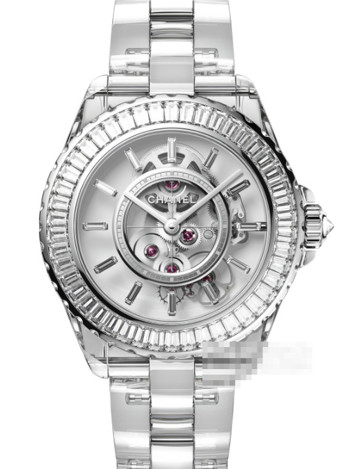 CHANEL J12 コピー時計H6249、セラミックの白に潜む「遊び心」